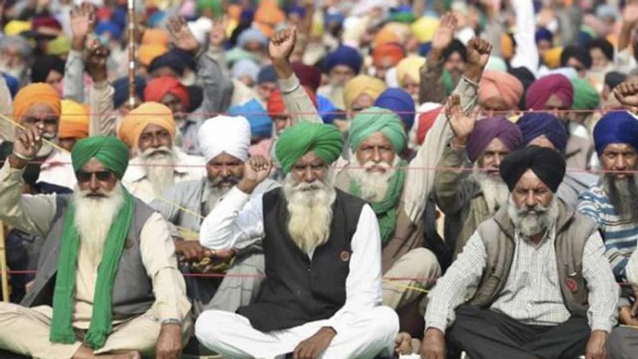 'Ram'pal For Farmer:1 ವರ್ಷ ಕಾಲ ಪ್ರತಿಭಟನಾ ನಿರತ ರೈತರಿಗೆ ಅನ್ನ ನೀ ಡ್ತಿದ್ದ ವ್ಯಕ್ತಿ ಇವರು