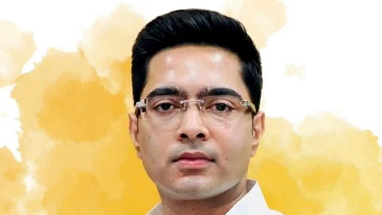 নন্দীগ্রামে দাঁড়িয়ে শুভেন্দুকে খোঁচা অভিষেকের, বললেন 'বিশ্বাসঘাতকদের বিসর্জন হবে' নন্দীগ্রামে দাঁড়িয়ে শুভেন্দুকে খোঁচা অভিষেকের, বললেন 'বিশ্বাসঘাতকদের বিসর্জন হবে'