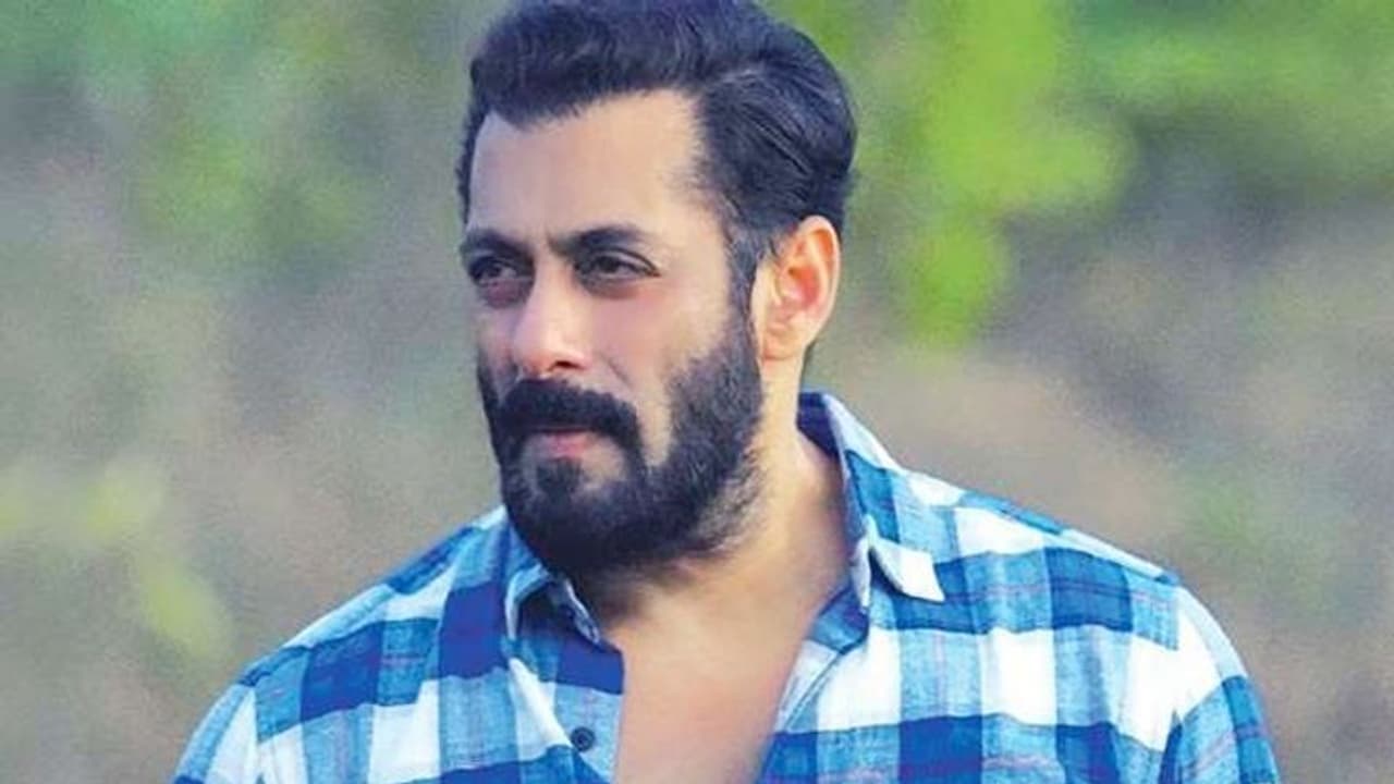 काला हिरण केस: सलमान खान ने 8वीं बार खटखटाया हाईकोर्ट का दरवाजा, की वर्चुअल हाजिरी की अपील काला हिरण केस: सलमान खान ने 8वीं बार खटखटाया हाईकोर्ट का दरवाजा, की वर्चुअल हाजिरी की अपील