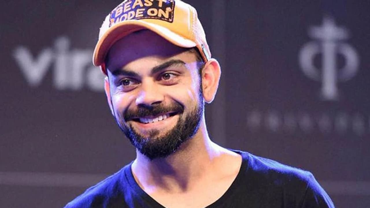 टीम इंडिया की मीटिंग तक पहुंचा किसान आंदोलन का मुद्दा, विराट बोले खिलाड़ियों ने की चर्चा टीम इंडिया की मीटिंग तक पहुंचा किसान आंदोलन का मुद्दा, विराट बोले खिलाड़ियों ने की चर्चा