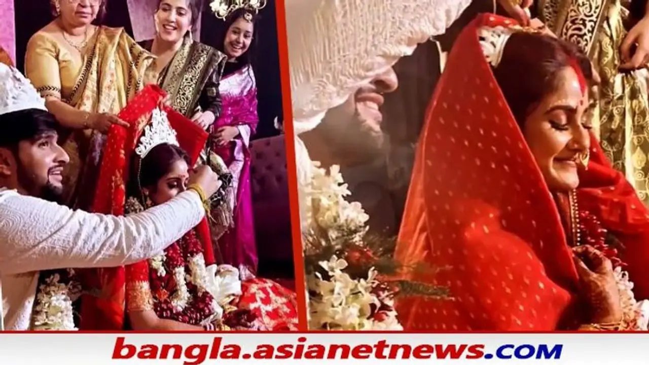 নববধূর সিঁথিতে সিঁদুর উঠতেই 'ইনকিলাব জিন্দাবাদ' ধ্বনি, নীল তৃণার সিঁদুরদানের মিষ্টি ভিডিও ভাইরাল নববধূর সিঁথিতে সিঁদুর উঠতেই 'ইনকিলাব জিন্দাবাদ' ধ্বনি, নীল তৃণার সিঁদুরদানের মিষ্টি ভিডিও ভাইরাল