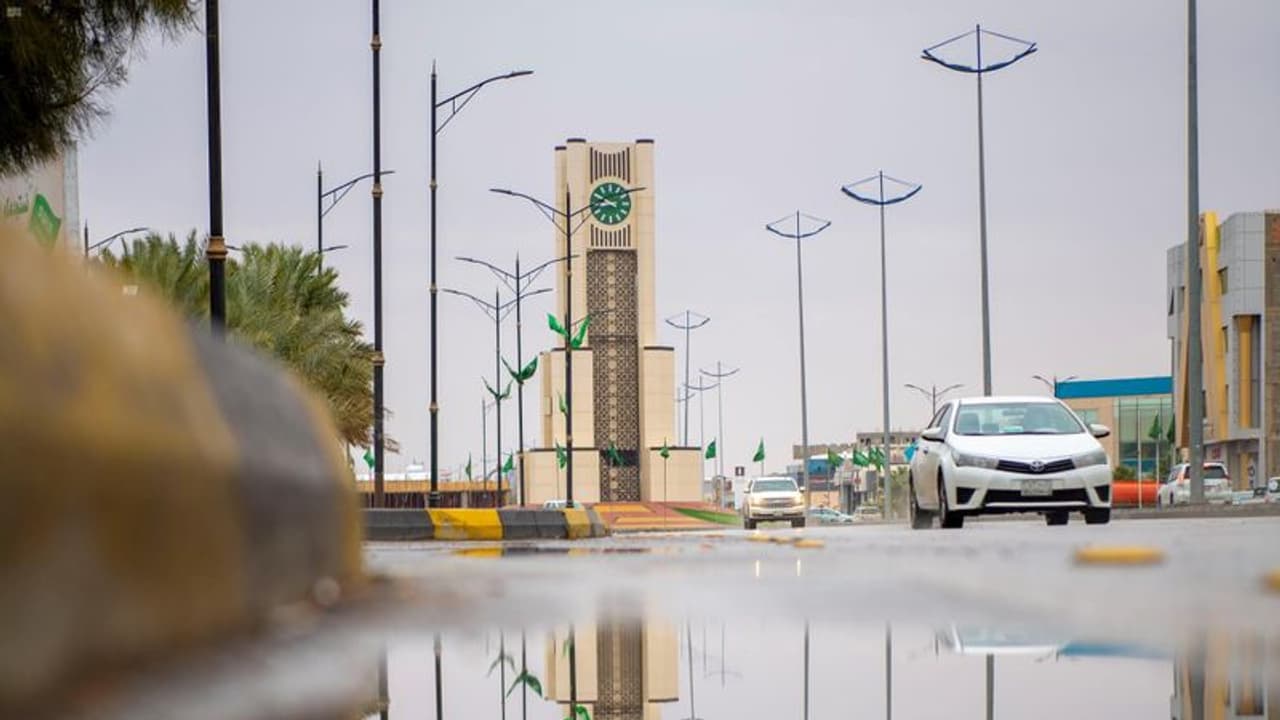 സൗദി അറേബ്യയില് കനത്ത മഴയ്ക്കും ഇടിമിന്നലിനും സാധ്യത സൗദി അറേബ്യയില് കനത്ത മഴയ്ക്കും ഇടിമിന്നലിനും സാധ്യത