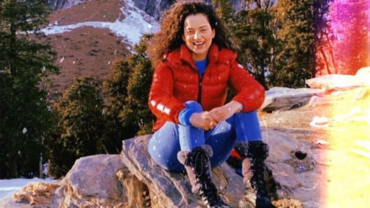 কখনও পাহাড়, কখনও সমতল, আবহাওয়া পরিবর্তনের সঙ্গে পাল্লা দিতে ডায়েটে কী রাখেন কঙ্গনা কখনও পাহাড়, কখনও সমতল, আবহাওয়া পরিবর্তনের সঙ্গে পাল্লা দিতে ডায়েটে কী রাখেন কঙ্গনা