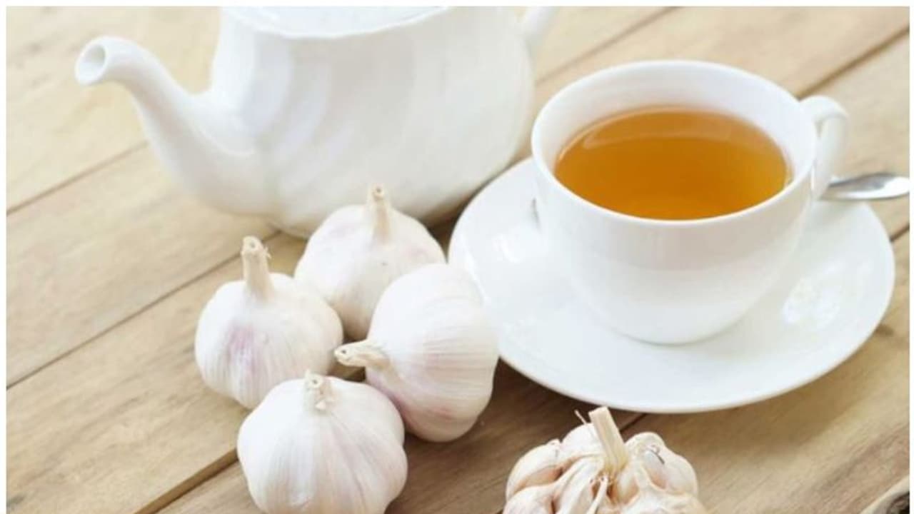 രക്തത്തിലെ പഞ്ചസാരയുടെ അളവ് നിയന്ത്രിക്കാം, പ്രതിരോധശേഷി കൂട്ടാം; വെളുത്തുള്ളി ചായ കുടിക്കൂ
