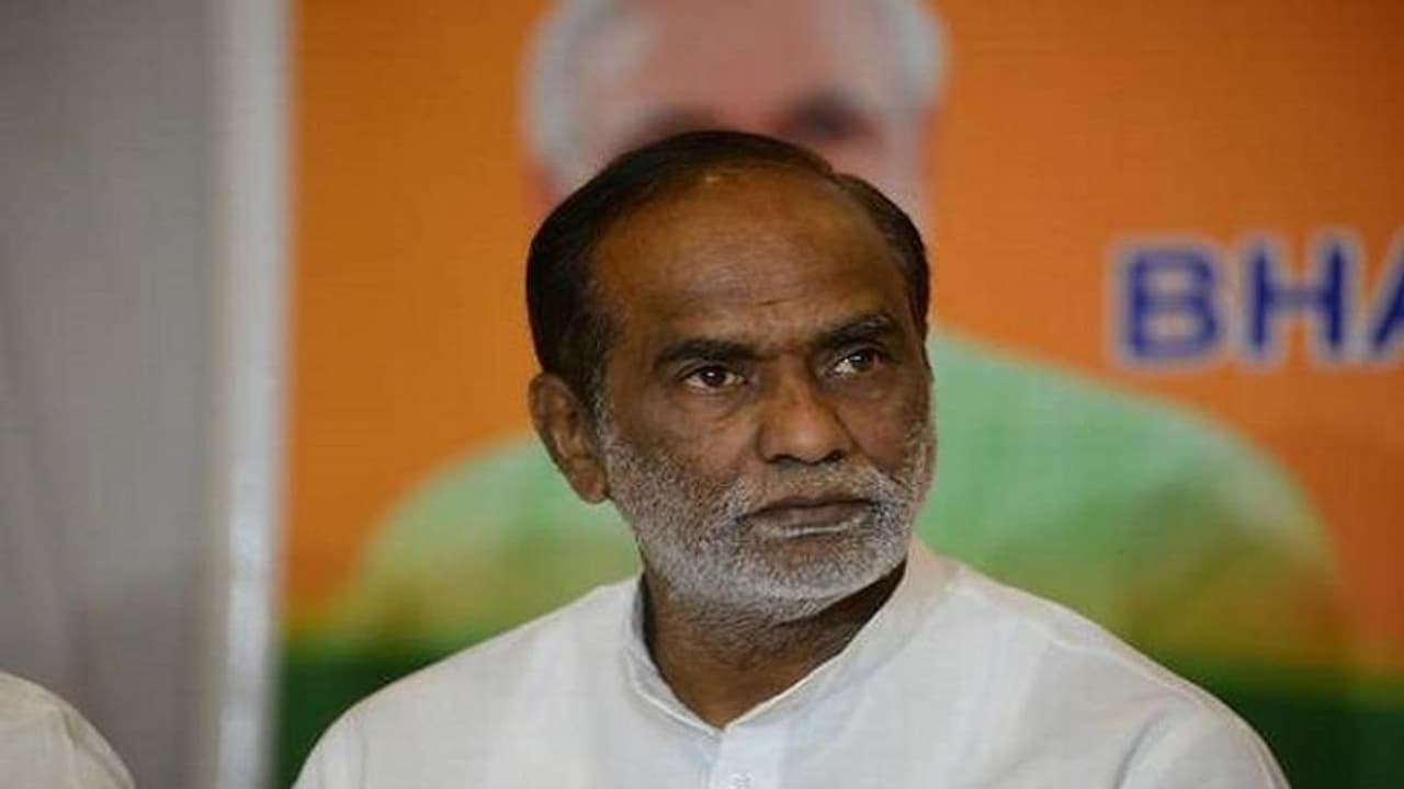 కేంద్ర బడ్జెట్ లో రాష్ట్రానికి రూ. 38వేల కోట్లు: బీజేపీ ఎంపీ లక్ష్మణ్ కేంద్ర బడ్జెట్ లో రాష్ట్రానికి రూ. 38వేల కోట్లు: బీజేపీ ఎంపీ లక్ష్మణ్