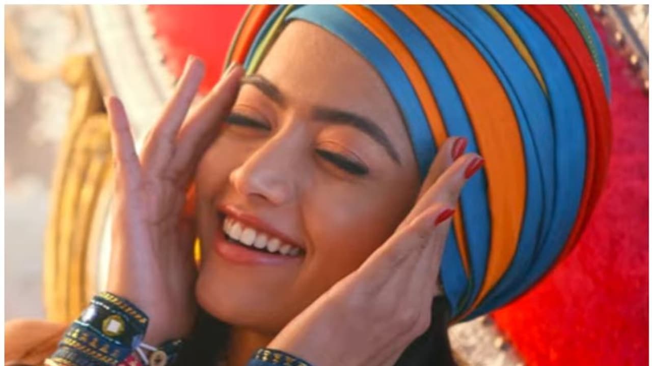 'ടോപ് ടക്കര്', രശ്മിക മന്ദാനയുടെ മ്യൂസിക് വീഡിയോയുടെ ടീസര് 'ടോപ് ടക്കര്', രശ്മിക മന്ദാനയുടെ മ്യൂസിക് വീഡിയോയുടെ ടീസര്