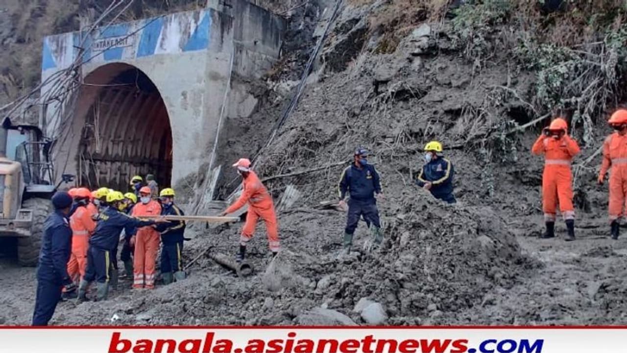 দেবভূমিতে বিপর্যয়, হদিশ মেলেনি পেটের টানে বাংলা ছাড়া ৬ জন শ্রমিকের দেবভূমিতে বিপর্যয়, হদিশ মেলেনি পেটের টানে বাংলা ছাড়া ৬ জন শ্রমিকের