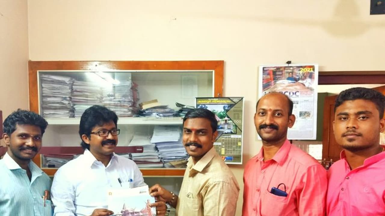 'രാമക്ഷത്രത്തിന് എൽദോസ് കുന്നപിള്ളി സംഭാവന നൽകി'; കബളിപ്പിക്കപ്പെട്ടെന്ന് എംഎല്എ 'രാമക്ഷത്രത്തിന് എൽദോസ് കുന്നപിള്ളി സംഭാവന നൽകി'; കബളിപ്പിക്കപ്പെട്ടെന്ന് എംഎല്എ