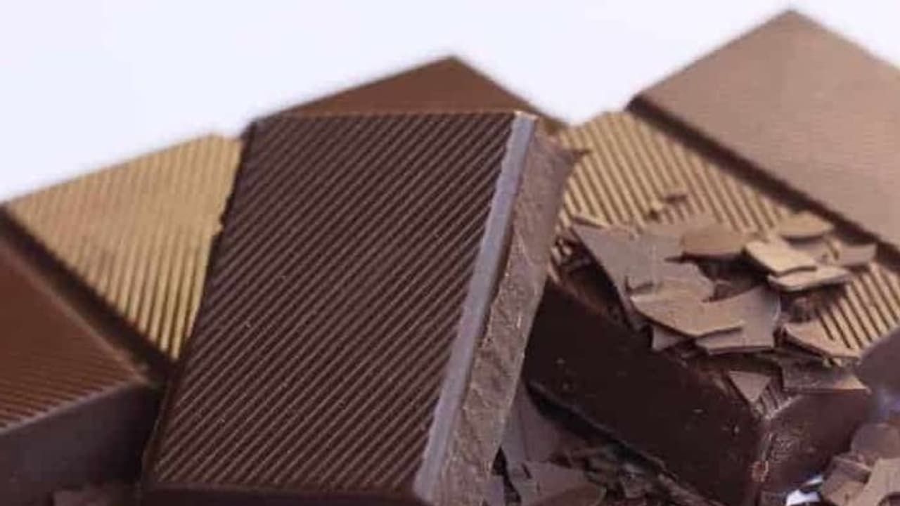 ഇന്ന് 'ചോക്ലേറ്റ് ദിനം'; ചോക്ലേറ്റ് കഴിക്കുന്നത് കൊണ്ടും ചില ഗുണങ്ങളുണ്ട്... ഇന്ന് 'ചോക്ലേറ്റ് ദിനം'; ചോക്ലേറ്റ് കഴിക്കുന്നത് കൊണ്ടും ചില ഗുണങ്ങളുണ്ട്...