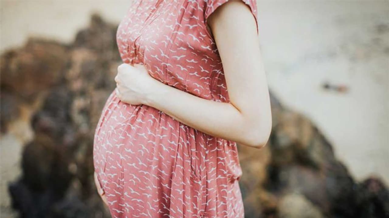 కరోనా టీకాతో గర్భానికి, ప్లాసెంటాకు ప్రమాదం లేదు.. అధ్యయనం..