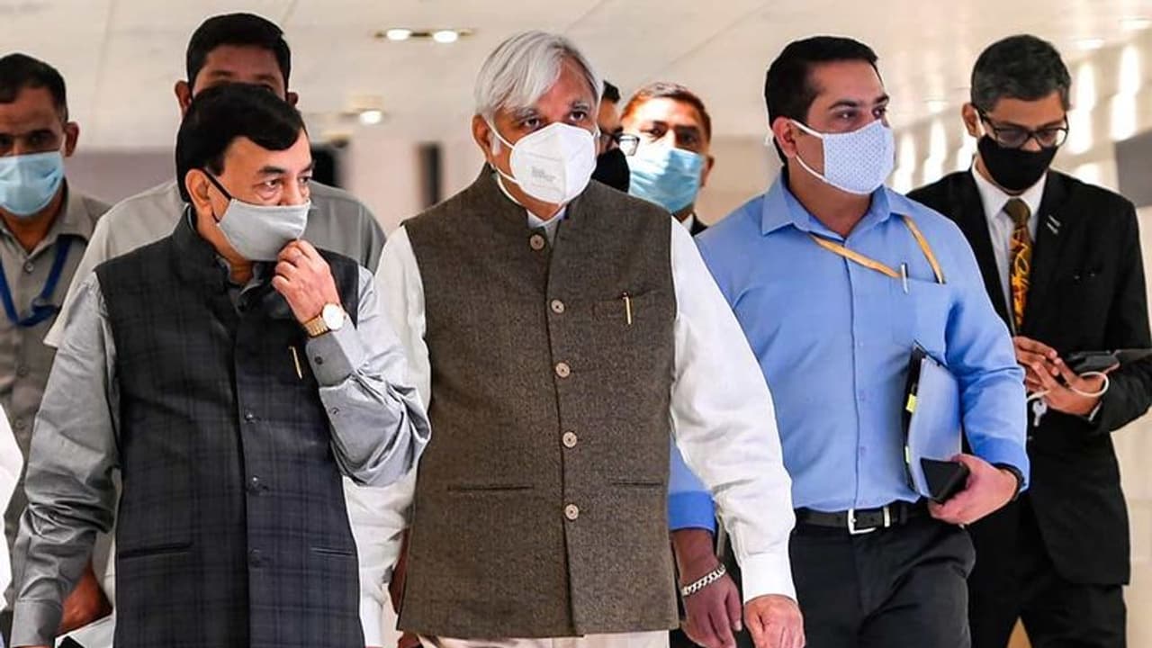 Top election commission officials visit West Bengal to check final preparations of polls Top election commission officials visit West Bengal to check final preparations of polls