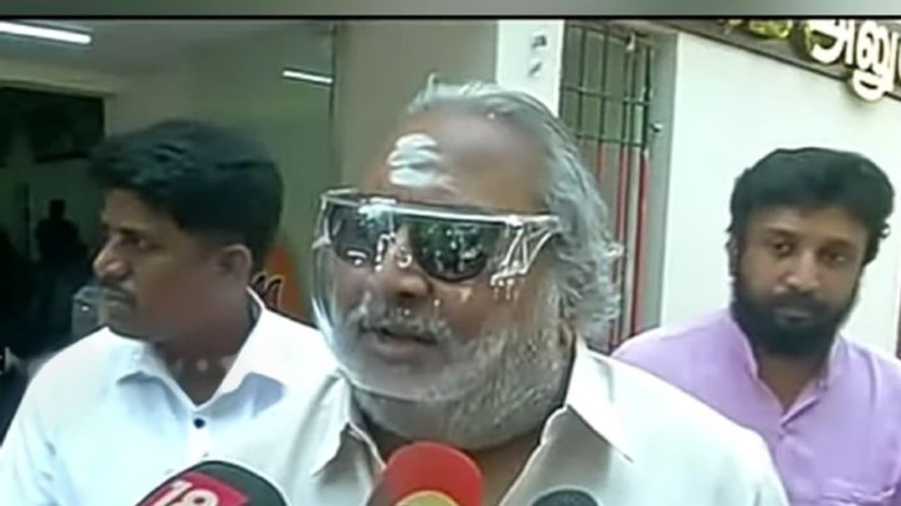 “மோடி ரசிகன் என்பதால் பாஜகவில் இணைகிறேன்”... சிவாஜி மகன் ராம்குமாரின் பளீச் பதிலடி...! “மோடி ரசிகன் என்பதால் பாஜகவில் இணைகிறேன்”... சிவாஜி மகன் ராம்குமாரின் பளீச் பதிலடி...!