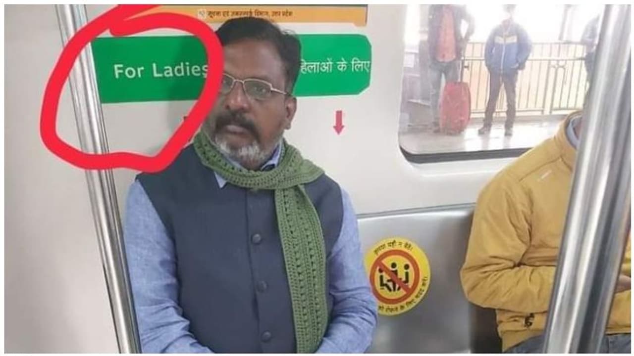 லேடீஸ் சீட்டில் அமர்ந்து பயணம் செய்த திருமாவளவன்... எடுத்துரைத்த ஹெச்.ராஜாவுக்கு கண்டனம்..! லேடீஸ் சீட்டில் அமர்ந்து பயணம் செய்த திருமாவளவன்... எடுத்துரைத்த ஹெச்.ராஜாவுக்கு கண்டனம்..!