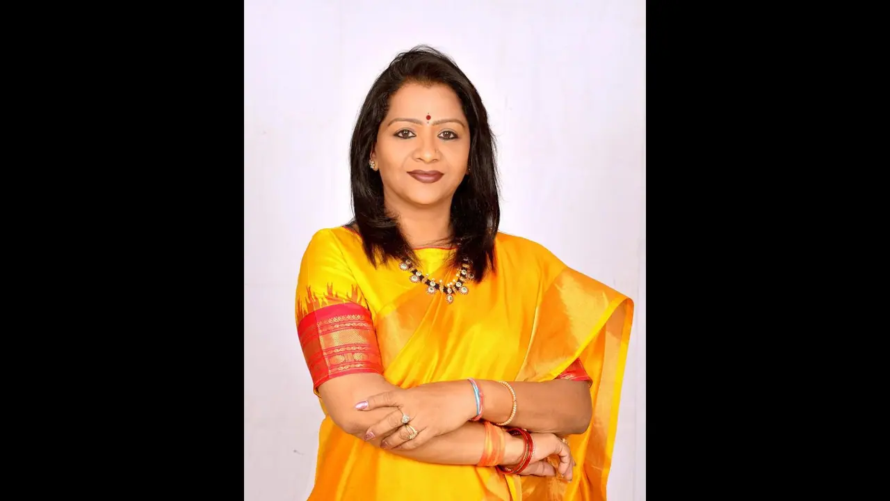 అమెరికాలో ఉద్యోగాన్ని వదిలేసి ఇండియాకు: జీహెచ్ఎంసీ మేయర్ గద్వాల విజయలక్ష్మి ప్రస్థానం