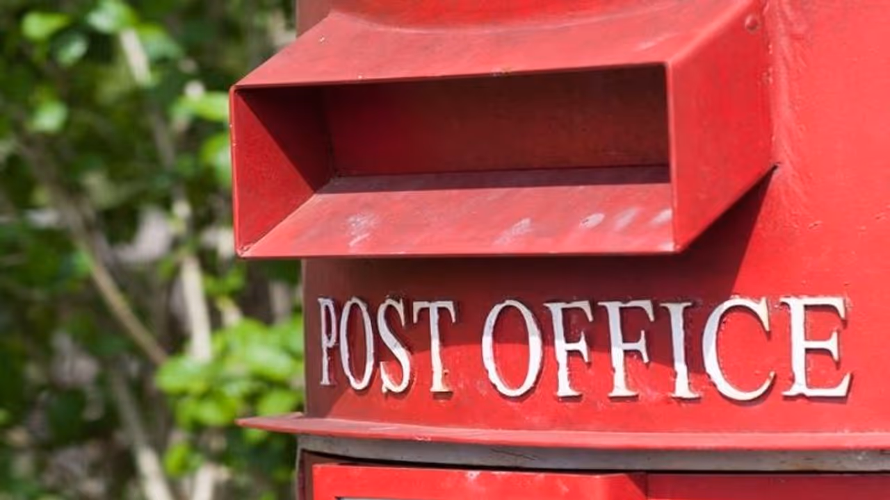 125 ఏళ్ల నాటి తపాలా కార్యాలయ చట్టం రద్దు.. పోస్టాఫీస్ బిల్లు 2023కు ఎగువ సభ ఆమోదం.. కొత్త బిల్లులో ఏముందంటే ? 125 ఏళ్ల నాటి తపాలా కార్యాలయ చట్టం రద్దు.. పోస్టాఫీస్ బిల్లు 2023కు ఎగువ సభ ఆమోదం.. కొత్త బిల్లులో ఏముందంటే ?