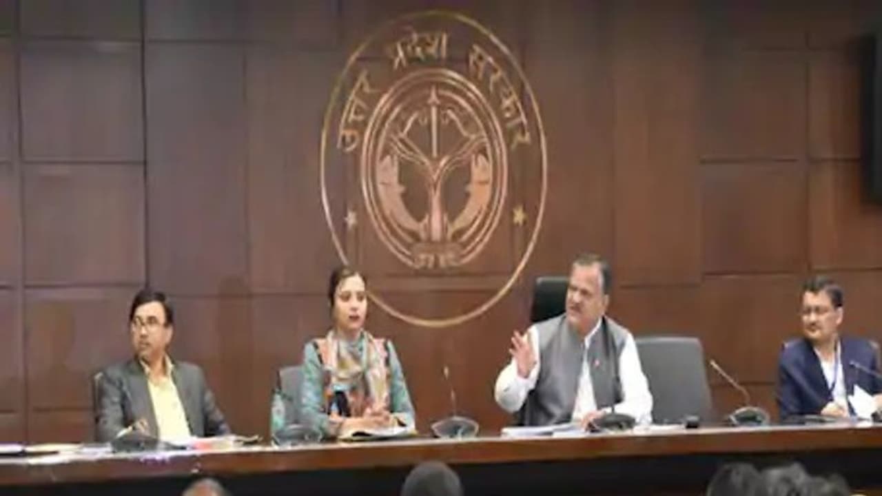 पंचायत चुनाव के लिए आरक्षण अधिसूचना जारी, कभी भी आरक्षित नहीं रही सींटों का सबसे पहले तय होगा आरक्षण पंचायत चुनाव के लिए आरक्षण अधिसूचना जारी, कभी भी आरक्षित नहीं रही सींटों का सबसे पहले तय होगा आरक्षण