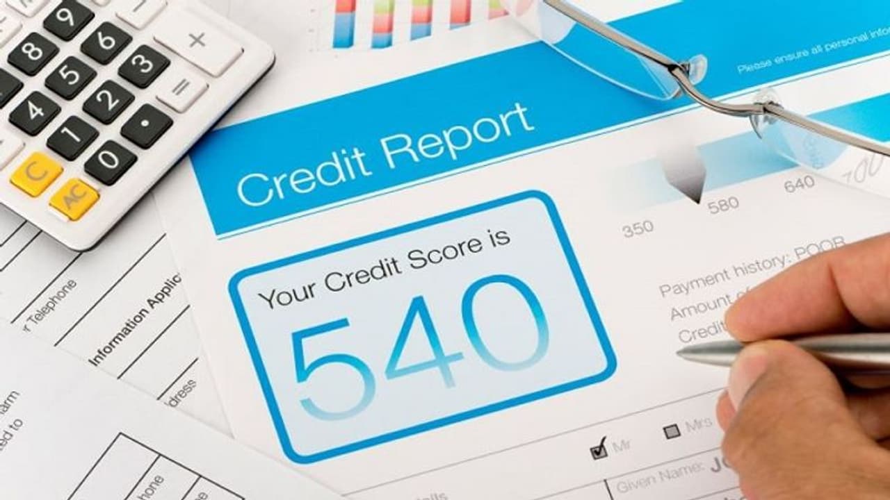 CIBIL Score తక్కువగా ఉన్నప్పటికీ లోన్ కావాలా...అయితే ఈ పద్ధతుల్లో ఈజీగా లోన్ పొందవచ్చు... CIBIL Score తక్కువగా ఉన్నప్పటికీ లోన్ కావాలా...అయితే ఈ పద్ధతుల్లో ఈజీగా లోన్ పొందవచ్చు...