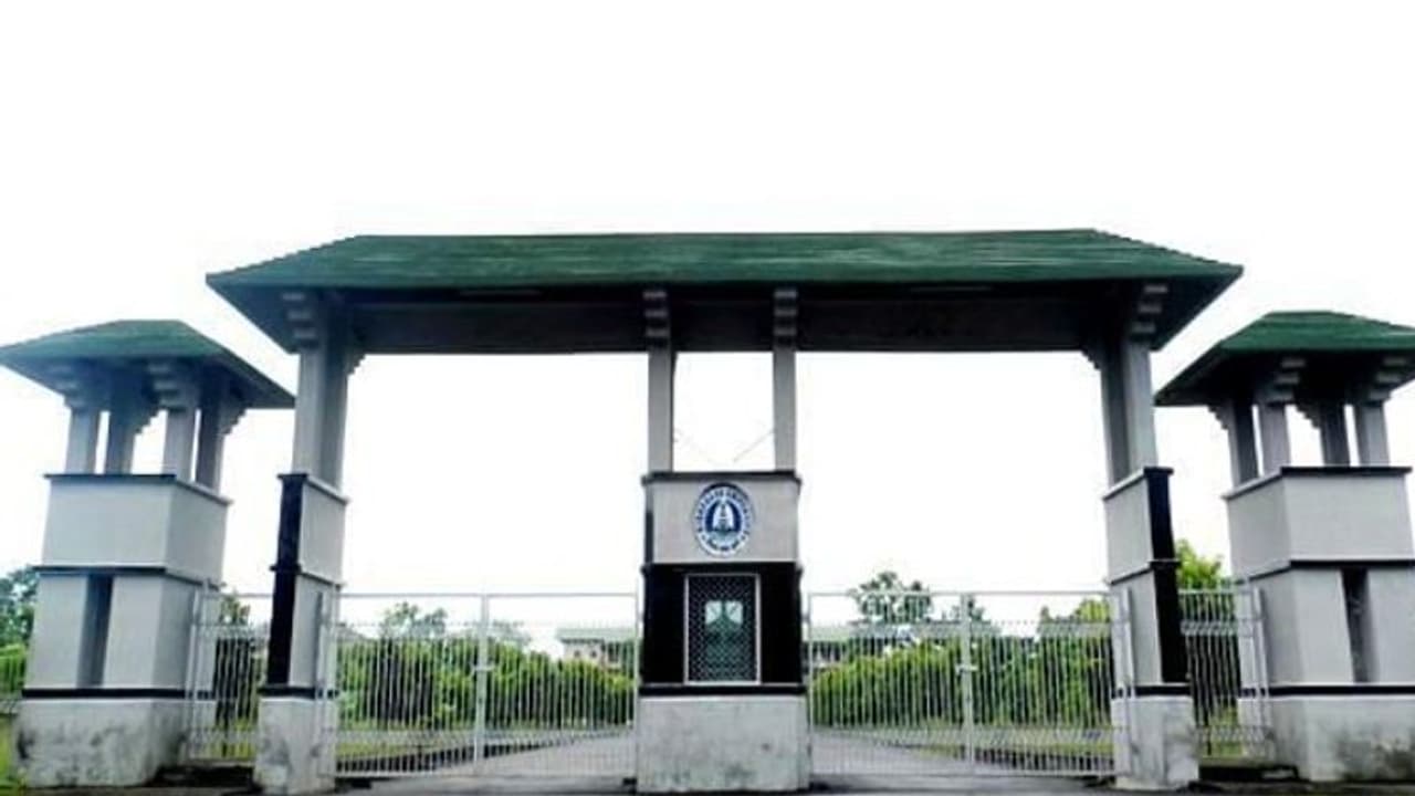 നാഷണൽ കയർ റിസർച്ച് ഇൻസ്റ്റിറ്റ്യൂട്ടിൽ 10 പേരെ സ്ഥിരപ്പെടുത്തി നാഷണൽ കയർ റിസർച്ച് ഇൻസ്റ്റിറ്റ്യൂട്ടിൽ 10 പേരെ സ്ഥിരപ്പെടുത്തി