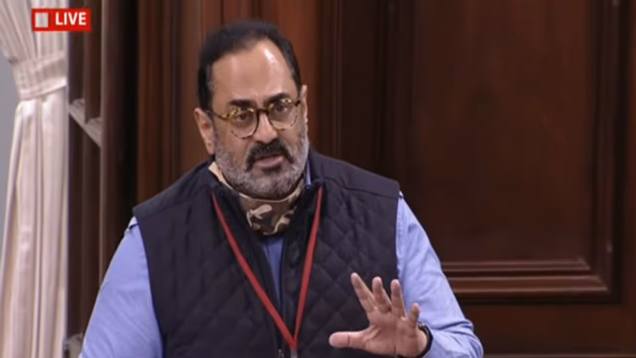 Namma Bengaluru Foundation, founder trustee & MP Rajeev Chandrasekhar donates 15 Oxygen concentrators