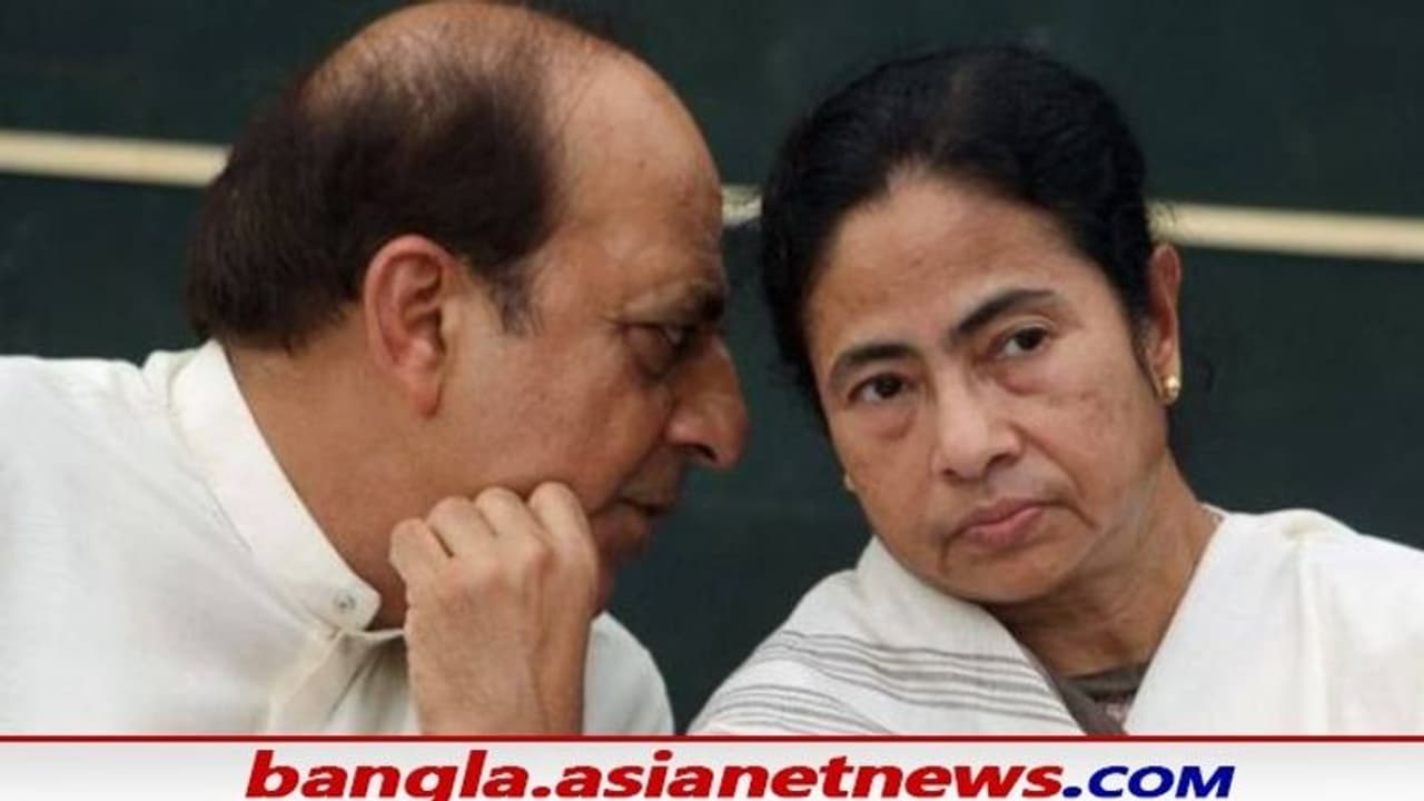 মমতা বন্দ্যোপাধ্য়ায়ের সঙ্গে দীনেশ ত্রিবেদীর বিতর্কিত সম্পর্ক, অর্জুনের লক্ষ্যভেদে আরও গাঢ় হয়েছিল মমতা বন্দ্যোপাধ্য়ায়ের সঙ্গে দীনেশ ত্রিবেদীর বিতর্কিত সম্পর্ক, অর্জুনের লক্ষ্যভেদে আরও গাঢ় হয়েছিল