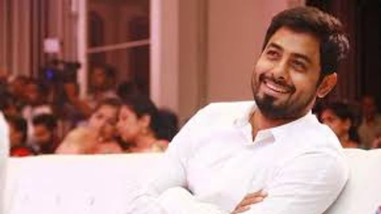 நடிகர்கள் மட்டுமல்ல அனைவருமே மாற்றம் வரவேண்டும் என்று நினைக்கிறார்கள்.. பிக்பாஸ் பிரபலம் பளார். நடிகர்கள் மட்டுமல்ல அனைவருமே மாற்றம் வரவேண்டும் என்று நினைக்கிறார்கள்.. பிக்பாஸ் பிரபலம் பளார்.