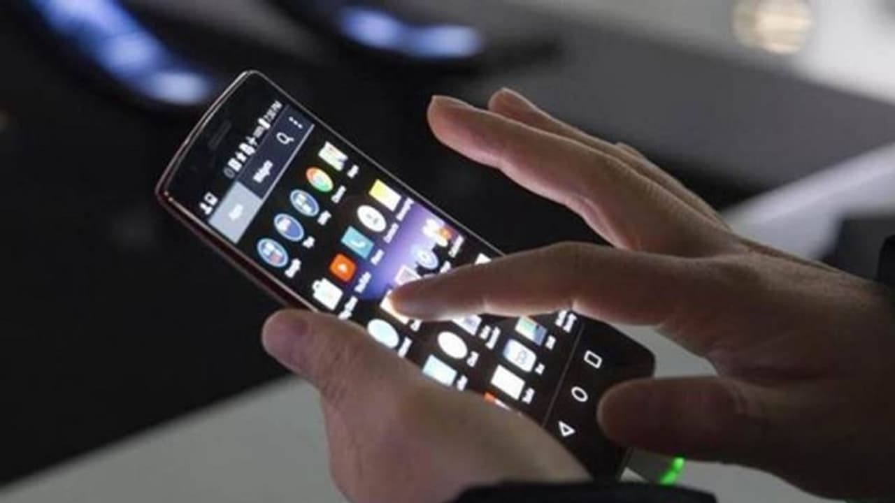 আপনার প্রয়োজনীয় পণ্য দোড়গোড়ায় পৌঁছে দেবে রেল, অর্ডার দিন মোবাইল অ্যাপে আপনার প্রয়োজনীয় পণ্য দোড়গোড়ায় পৌঁছে দেবে রেল, অর্ডার দিন মোবাইল অ্যাপে