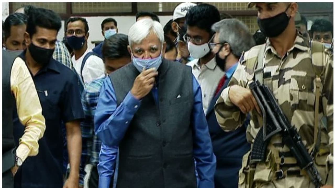 കൊവിഡിൽ ആശങ്ക പ്രകടിപ്പിച്ച് തെരഞ്ഞെടുപ്പ് കമ്മീഷൻ;നിയമസഭാ തെരഞ്ഞെടുപ്പ് തീയതി ഒരാഴ്ചക്കകം ? കൊവിഡിൽ ആശങ്ക പ്രകടിപ്പിച്ച് തെരഞ്ഞെടുപ്പ് കമ്മീഷൻ;നിയമസഭാ തെരഞ്ഞെടുപ്പ് തീയതി ഒരാഴ്ചക്കകം ?