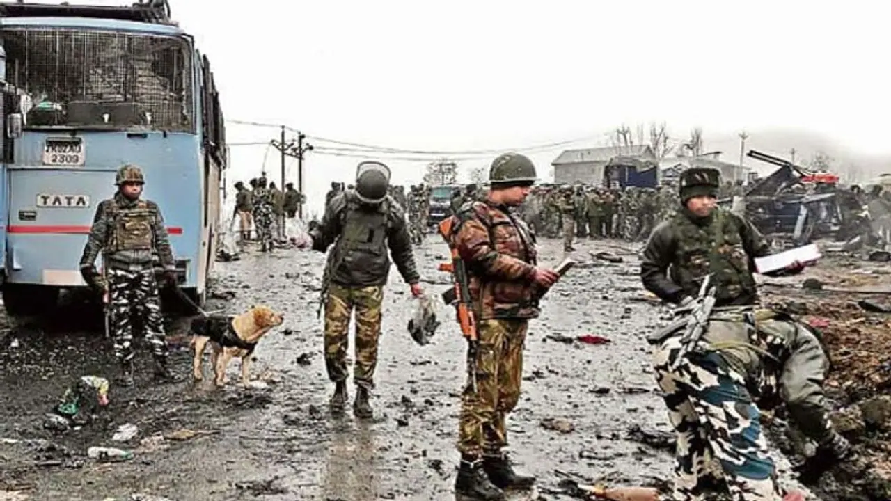 పుల్వామా అమర జవానులకు నివాళి.. ఆ ఉగ్రదాడితో లింక్ ఉన్న చివరి టెర్రరిస్టు హతం పుల్వామా అమర జవానులకు నివాళి.. ఆ ఉగ్రదాడితో లింక్ ఉన్న చివరి టెర్రరిస్టు హతం