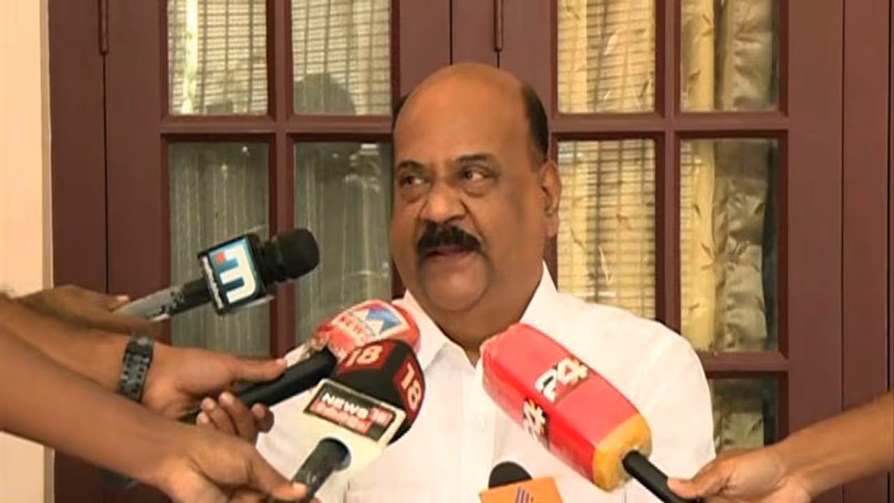 ഘടകകക്ഷിയാക്കുന്നതിൽ കോൺഗ്രസിൽ കല്ലുകടി; പാര്ട്ടി രൂപീകരണത്തിൽ ഉറച്ച് കാപ്പൻ മുന്നോട്ട് ഘടകകക്ഷിയാക്കുന്നതിൽ കോൺഗ്രസിൽ കല്ലുകടി; പാര്ട്ടി രൂപീകരണത്തിൽ ഉറച്ച് കാപ്പൻ മുന്നോട്ട്