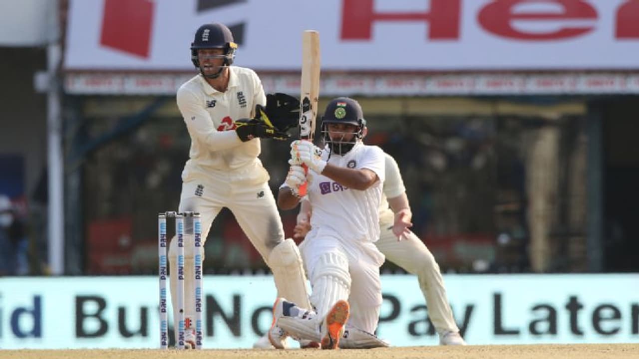 INDvsENG: రిషబ్ పంత్ అవుట్... నాలుగో వికెట్ కోల్పోయిన టీమిండియా... INDvsENG: రిషబ్ పంత్ అవుట్... నాలుగో వికెట్ కోల్పోయిన టీమిండియా...