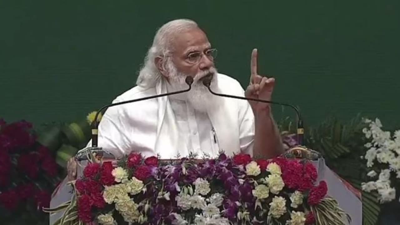 ದೇವೇಂದ್ರ ಕುಲ ವೆಲ್ಲಾಲಾರ್ ಸಮುದಾಯ, 40 ಲಕ್ಷ ಜನರ ಬೇಡಿಕೆಗೆ ಮೋದಿ ಗ್ರೀನ್ ಸಿಗ್ನಲ್! ದೇವೇಂದ್ರ ಕುಲ ವೆಲ್ಲಾಲಾರ್ ಸಮುದಾಯ, 40 ಲಕ್ಷ ಜನರ ಬೇಡಿಕೆಗೆ ಮೋದಿ ಗ್ರೀನ್ ಸಿಗ್ನಲ್!