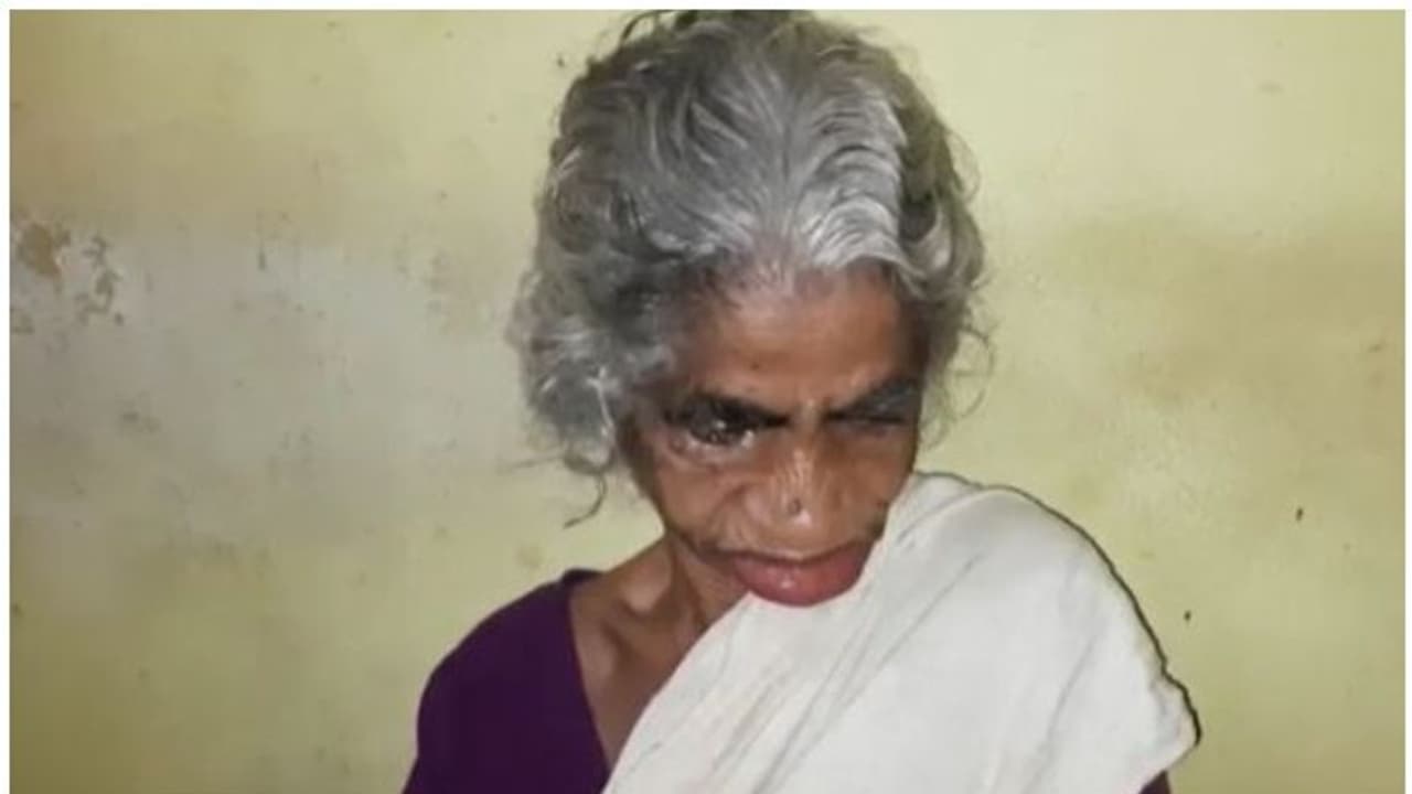തിരുവനന്തപുരത്ത് വൃദ്ധയെ വീട്ടിനുള്ളില് പൂട്ടിയിട്ട് മകള് കടന്ന് കളഞ്ഞു തിരുവനന്തപുരത്ത് വൃദ്ധയെ വീട്ടിനുള്ളില് പൂട്ടിയിട്ട് മകള് കടന്ന് കളഞ്ഞു