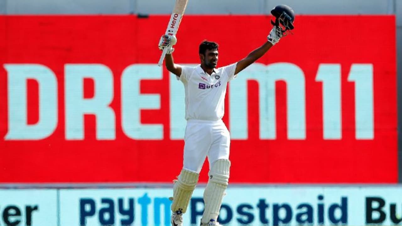 అశ్విన్కి ఐసీసీ ప్లేయర్ ఆఫ్ ది మంత్ అవార్డు... వరుసగా రెండోది మన ఖాతాలోనే... అశ్విన్కి ఐసీసీ ప్లేయర్ ఆఫ్ ది మంత్ అవార్డు... వరుసగా రెండోది మన ఖాతాలోనే...