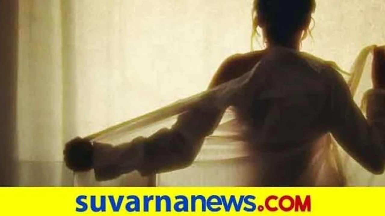 ಮಹಿಳೆ ಸ್ನಾನ ಮಾಡುವಾಗ ವೀಡಿಯೋ ಮಾಡಿದ : ರೋಗಿ ನೋಡಲು ಬಂದು ಮಾಡಿದ್ದೇ ಬೇರೆ ಮಹಿಳೆ ಸ್ನಾನ ಮಾಡುವಾಗ ವೀಡಿಯೋ ಮಾಡಿದ : ರೋಗಿ ನೋಡಲು ಬಂದು ಮಾಡಿದ್ದೇ ಬೇರೆ