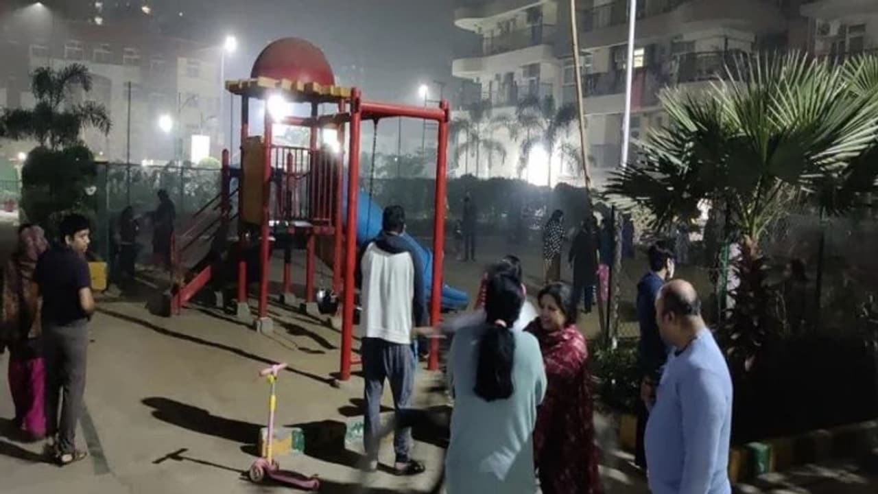 Breaking News:ಪಾಟ್ನಾ ಸೇರಿದಂತೆ ಬಿಹಾರದ ಕೆಲ ಜೆಲ್ಲೆಯಲ್ಲಿ ಭೂಕಂಪ! Breaking News:ಪಾಟ್ನಾ ಸೇರಿದಂತೆ ಬಿಹಾರದ ಕೆಲ ಜೆಲ್ಲೆಯಲ್ಲಿ ಭೂಕಂಪ!