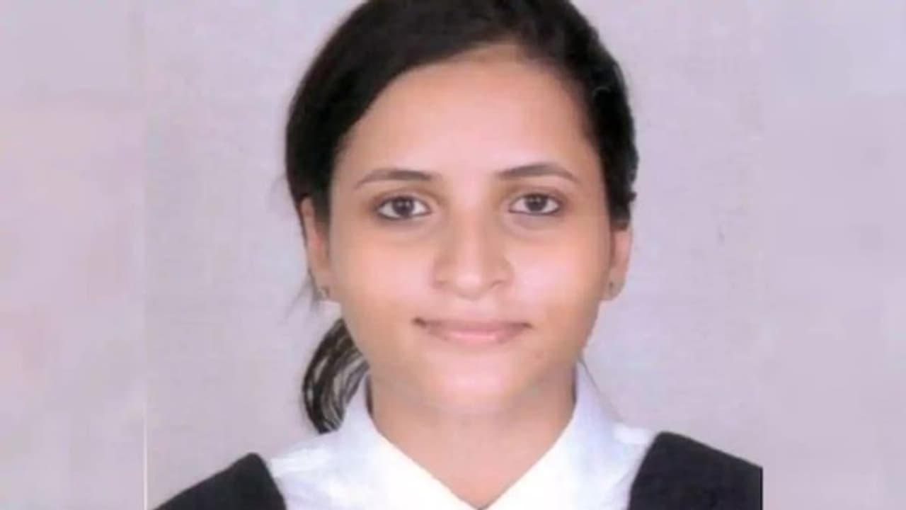 ടൂൾ കിറ്റ് ഉണ്ടാക്കിയത് പരിസ്ഥിതി കൂട്ടായ്മയെന്ന് നികിതയുടെ മൊഴി, അമേരിക്കൻ ആക്ടിവിസ്റ്റും അന്വേഷണ പരിധിയിൽ ടൂൾ കിറ്റ് ഉണ്ടാക്കിയത് പരിസ്ഥിതി കൂട്ടായ്മയെന്ന് നികിതയുടെ മൊഴി, അമേരിക്കൻ ആക്ടിവിസ്റ്റും അന്വേഷണ പരിധിയിൽ