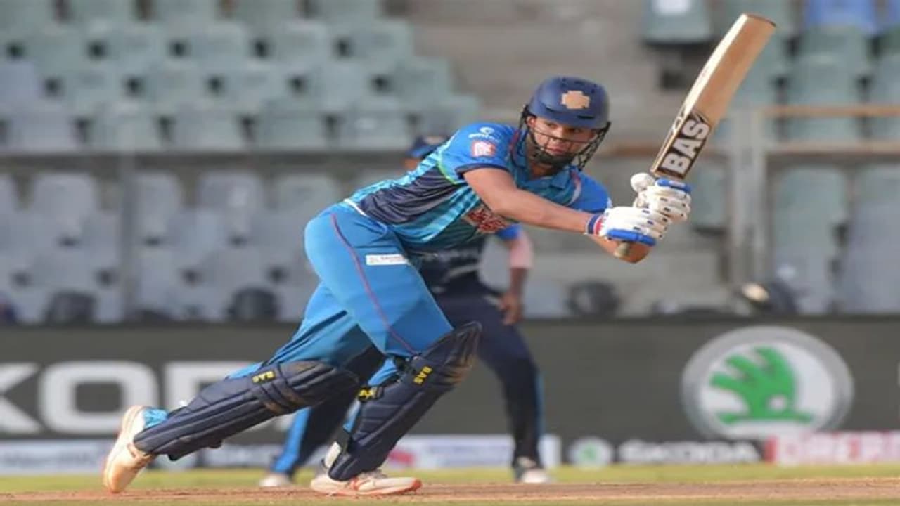 सटीक लगा 'अर्जुन' का निशाना, आईपीएल नीलामी से पहले जूनियर तेंदुलकर ने दिखाया अपना दम सटीक लगा 'अर्जुन' का निशाना, आईपीएल नीलामी से पहले जूनियर तेंदुलकर ने दिखाया अपना दम