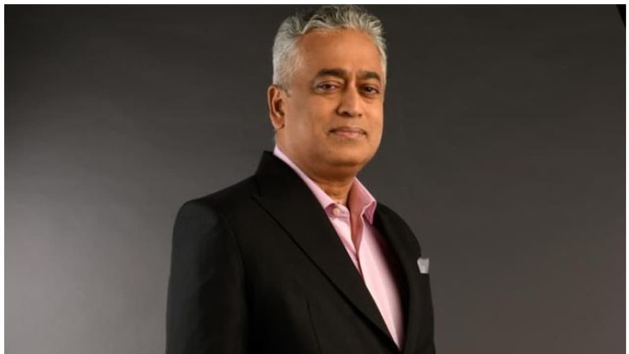 ರಾಜದೀಪ್ ಸರ್ದೇಸಾಯಿ ವಿರುದ್ಧ ಸ್ವಯಂ ಪ್ರೇರಿತ ಕೇಸ್ ದಾಖಲಿಸಿದ ಸುಪ್ರೀಂ ಕೋರ್ಟ್! ರಾಜದೀಪ್ ಸರ್ದೇಸಾಯಿ ವಿರುದ್ಧ ಸ್ವಯಂ ಪ್ರೇರಿತ ಕೇಸ್ ದಾಖಲಿಸಿದ ಸುಪ್ರೀಂ ಕೋರ್ಟ್!