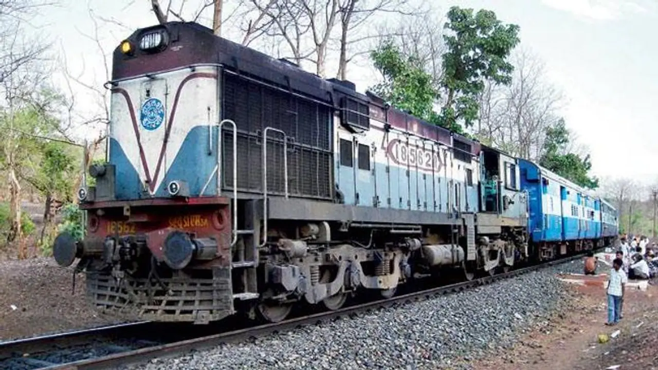 ಸರಕು ಸಾಗಾಟದಿಂದ ನೈಋುತ್ಯ ರೈಲ್ವೆಗೆ 2.03 ಕೋಟಿ ಆದಾಯ