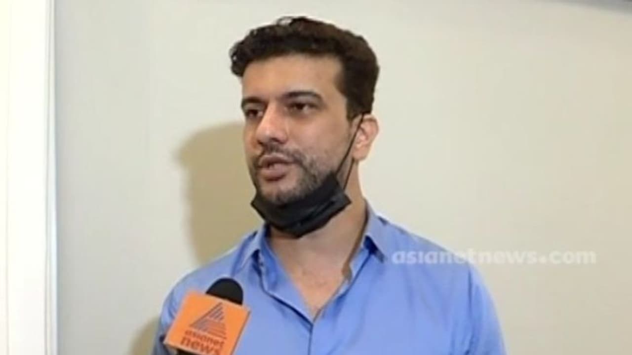 കോൺഗ്രസിന്റെ മൃദു സ്വഭാവം ഇഷ്ടമാണ്, രാഷ്ട്രീയം ഉപജീവന മാർഗമാക്കില്ല: രമേഷ് പിഷാരടി കോൺഗ്രസിന്റെ മൃദു സ്വഭാവം ഇഷ്ടമാണ്, രാഷ്ട്രീയം ഉപജീവന മാർഗമാക്കില്ല: രമേഷ് പിഷാരടി