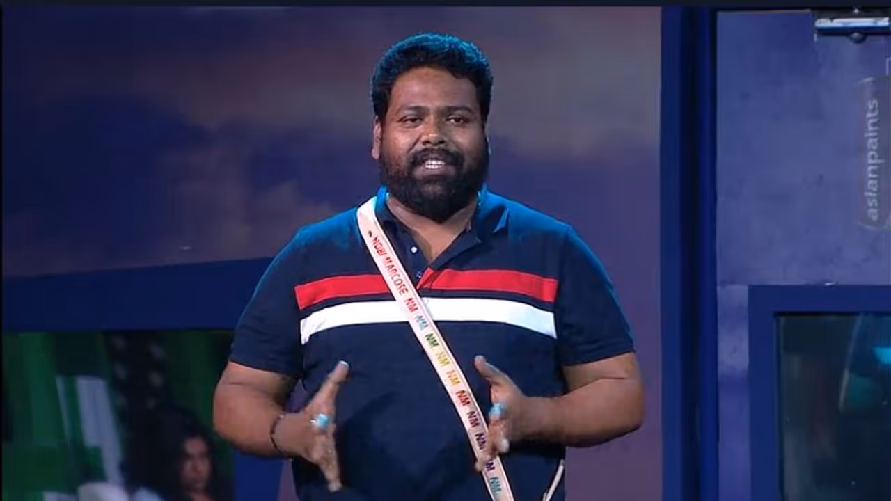 'തൊട്ടടുത്തിരുന്ന അവൻ മരിച്ചെന്ന് ഞാൻ അറിഞ്ഞില്ല'; ജീവിതത്തിലെ ആ വലിയ അപകടം തുറന്നുപറഞ്ഞ് നോബി 'തൊട്ടടുത്തിരുന്ന അവൻ മരിച്ചെന്ന് ഞാൻ അറിഞ്ഞില്ല'; ജീവിതത്തിലെ ആ വലിയ അപകടം തുറന്നുപറഞ്ഞ് നോബി