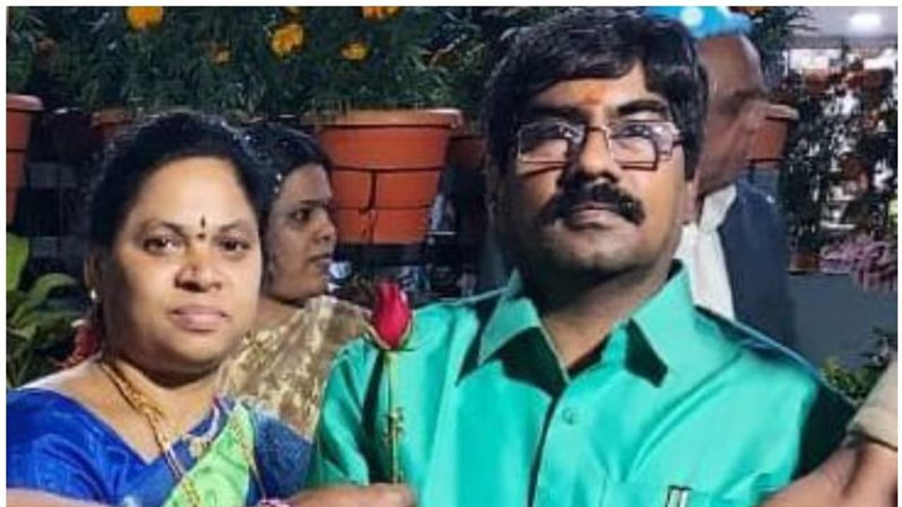 അഭിഭാഷക ദമ്പതികളെ നടുറോഡിലിട്ട് വെട്ടിക്കൊന്നു, കൊല്ലപ്പെട്ടത് തെലങ്കാനയിൽ സുപ്രധാന കേസുകൾ വാദിക്കുന്നവർ അഭിഭാഷക ദമ്പതികളെ നടുറോഡിലിട്ട് വെട്ടിക്കൊന്നു, കൊല്ലപ്പെട്ടത് തെലങ്കാനയിൽ സുപ്രധാന കേസുകൾ വാദിക്കുന്നവർ