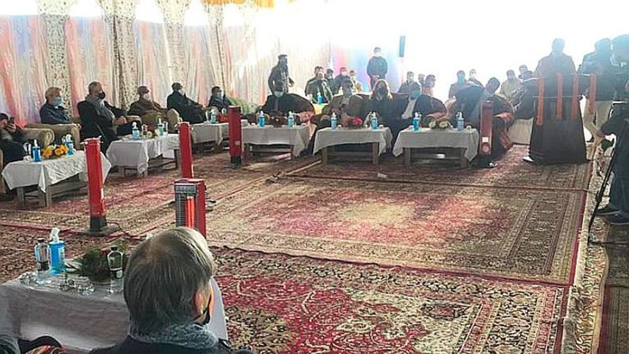 24 foreign envoys have a field day in Kashmir 24 foreign envoys have a field day in Kashmir