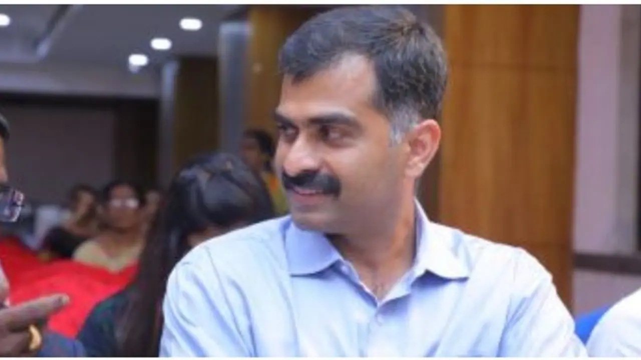 ​மதிமுகவிலும் இருக்கிறது ஜனநாயகம்... இளையவருக்கு பொறுப்பு வழங்கி நிரூபித்த வைகோ..!