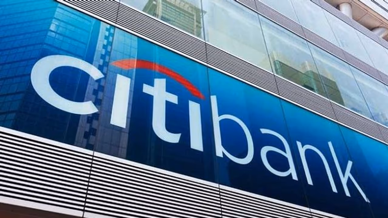 வாடிக்கையாளருக்கு 24 ஆயிரம் ரூபாய்க்கு பதிலாக ரூ.7,000 லட்சம் கோடியை அனுப்பிய வங்கி.. என்ன நடந்தது தெரியுமா? 