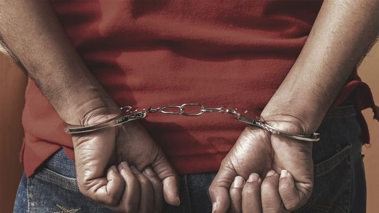 Bengaluru Crime News: ಮಹಿಳೆ ಬೆದರಿಸಿ ಸರಗಳ್ಳತನ ಮಾಡಿದ್ದ ಗ್ಯಾಂಗ್ ಅರೆಸ್ಟ್ Bengaluru Crime News: ಮಹಿಳೆ ಬೆದರಿಸಿ ಸರಗಳ್ಳತನ ಮಾಡಿದ್ದ ಗ್ಯಾಂಗ್ ಅರೆಸ್ಟ್