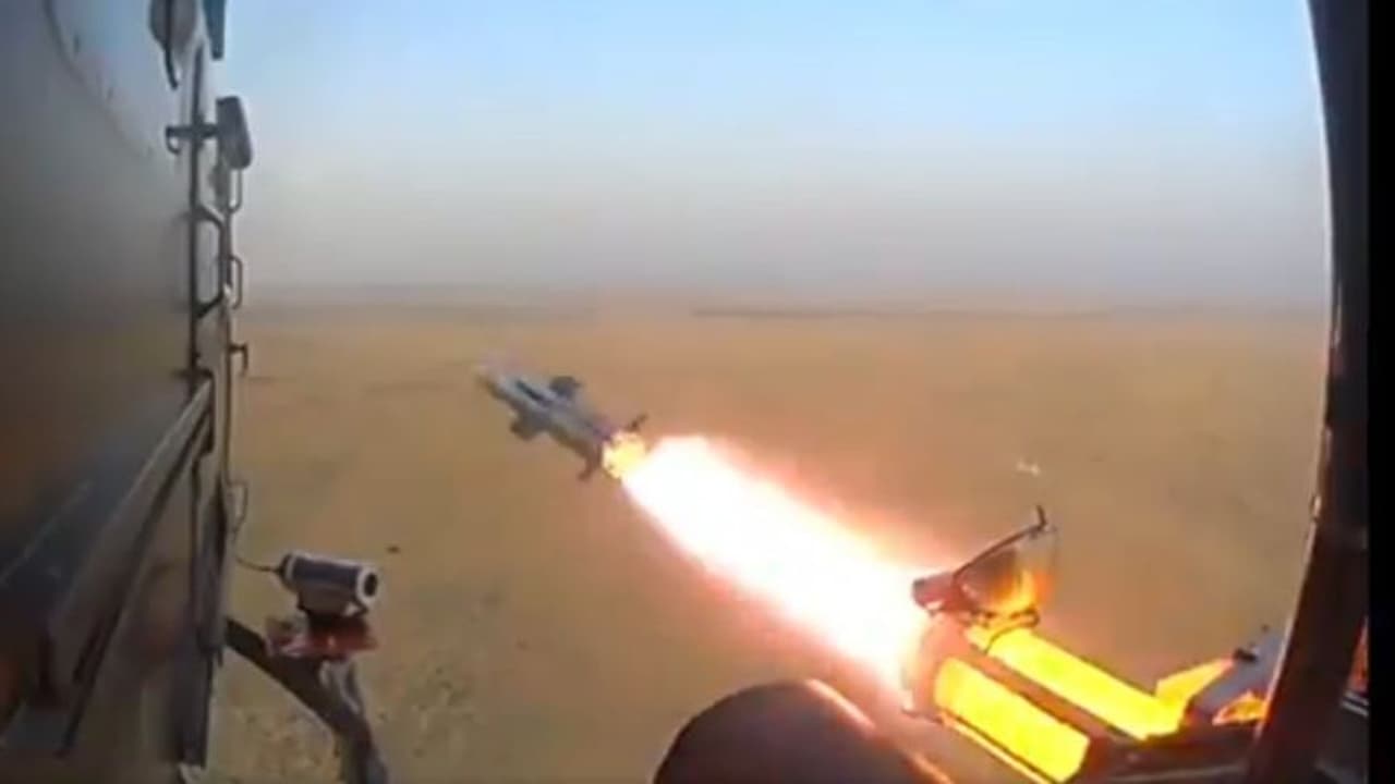 ಸ್ವದೇಶಿ ನಿರ್ಮಿತ ಆ್ಯಂಟಿ ಟ್ಯಾಂಕ್ ಗೈಡೆಡ್ ಮಿಸೈಲ್ ಪರೀಕ್ಷೆ ಯಶಸ್ವಿ! ಸ್ವದೇಶಿ ನಿರ್ಮಿತ ಆ್ಯಂಟಿ ಟ್ಯಾಂಕ್ ಗೈಡೆಡ್ ಮಿಸೈಲ್ ಪರೀಕ್ಷೆ ಯಶಸ್ವಿ!