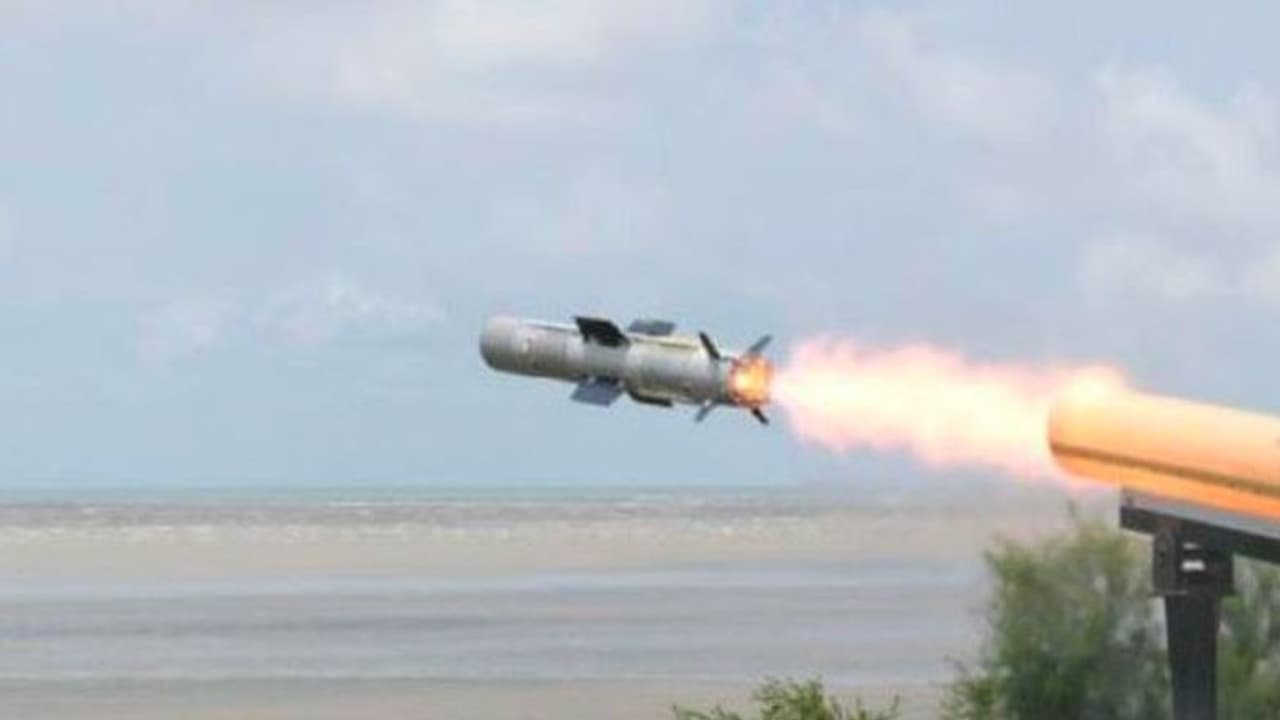 পাকিস্তানকে চাপে রাখতে এককাট্টা ভারত আমেরিকা, তৈরি হবে আকাশযুদ্ধের অত্যাধুনিক অস্ত্র পাকিস্তানকে চাপে রাখতে এককাট্টা ভারত আমেরিকা, তৈরি হবে আকাশযুদ্ধের অত্যাধুনিক অস্ত্র