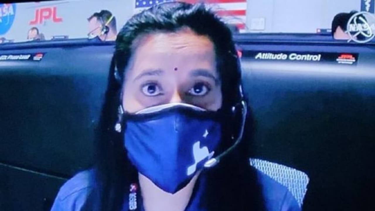 স্বাতী মোহনের একটি ছোট্ট টিপ আলোচনার কেন্দ্রবিন্দু, নেটদুনিয়া তোলপাড় নাসার বিজ্ঞানীকে নিয়ে স্বাতী মোহনের একটি ছোট্ট টিপ আলোচনার কেন্দ্রবিন্দু, নেটদুনিয়া তোলপাড় নাসার বিজ্ঞানীকে নিয়ে