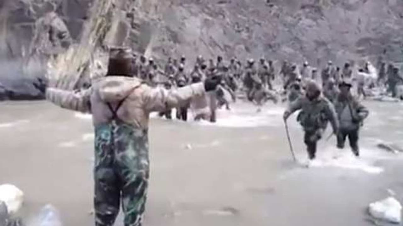 चीनी सरकारी मीडिया ने जारी किया प्रोपेगेंडा वीडियो, कहा, ये गलवान में हुई झड़प के ऑन साइट का है चीनी सरकारी मीडिया ने जारी किया प्रोपेगेंडा वीडियो, कहा, ये गलवान में हुई झड़प के ऑन साइट का है